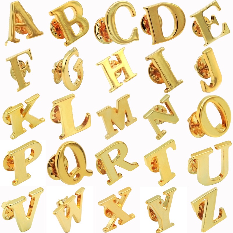 แฟชั่น A-Z ตัวอักษร เข็มกลัด ผู้หญิง ผู้ชาย ป้ายสีทอง ตัวอักษรเบื้องต้น ปกเสื้อ โลหะ หมุด เครื่องประดับ อุปกรณ์ของขวัญคริสต์มาส