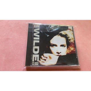 1988 Edition Kim Wilde Unpacked TB