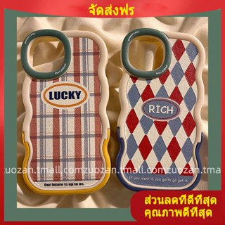 เคสไอโฟน11 เคสมือถือลายสก๊อตลายสก๊อตสำหรับ iphone14pro max Apple 13 12สร้างสรรค์11ขาตั้งที่มองไม่เห็น14plus เคสซิลิโคนกันกระแทกสำหรับผู้หญิง14pro lucky