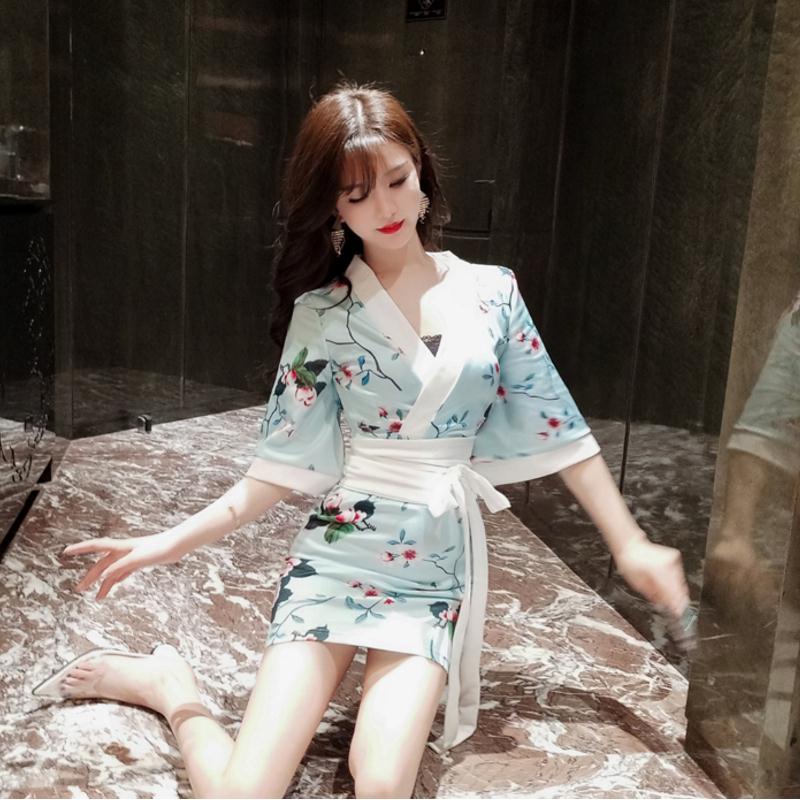 [FCS] ฤดูร้อนหญิง Anchor Live Streaming ชุดเซ็กซี่ V คอสีแคบ-เอวแขนสั้นสะโพกห่อชุดกิโมโนสูง @-