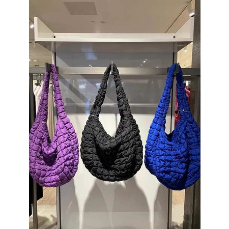 Cos Cloud Bag 2023 ฤดูใบไม้ร่วงCommuterกระเป๋าหญิงขนาดใหญ่ความจุDumpling Bag Cross-Body Downกระเป๋าขนาดใหญ่Tote Bag
