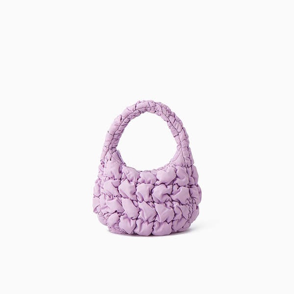 COS สุภาพสตรี Quilted Texture Zipper สไตล์ปลายนิ้ว Cloud Bag 2023 ฤดูใบไม้ร่วง micro เกาหลีจีบกระเป๋า