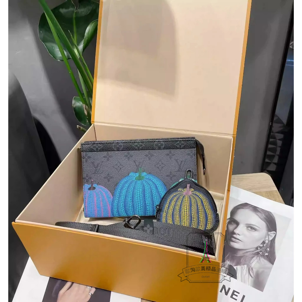 ที่ต้องการ❤ แฟชั่น 易 EQiwei L X YK 草间生 Gaston WW 联名款 邮包 M81972 88f