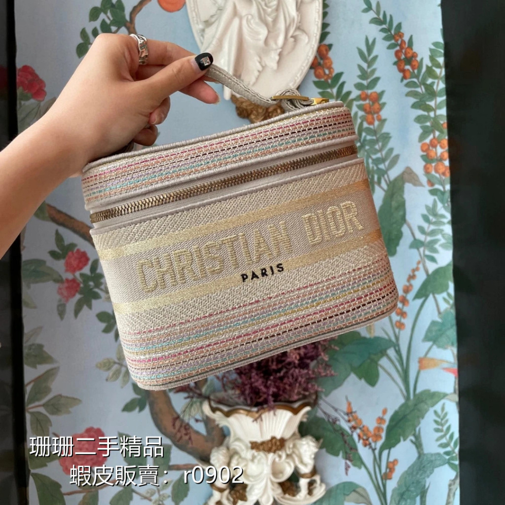 Second-Hand Boutique DI R Diao กระเป๋าเครื่องสําอางขนาดเล็กลายเซ็นรูปแบบ Two-Way ซิปปิดจัดส่งฟรี 0a2