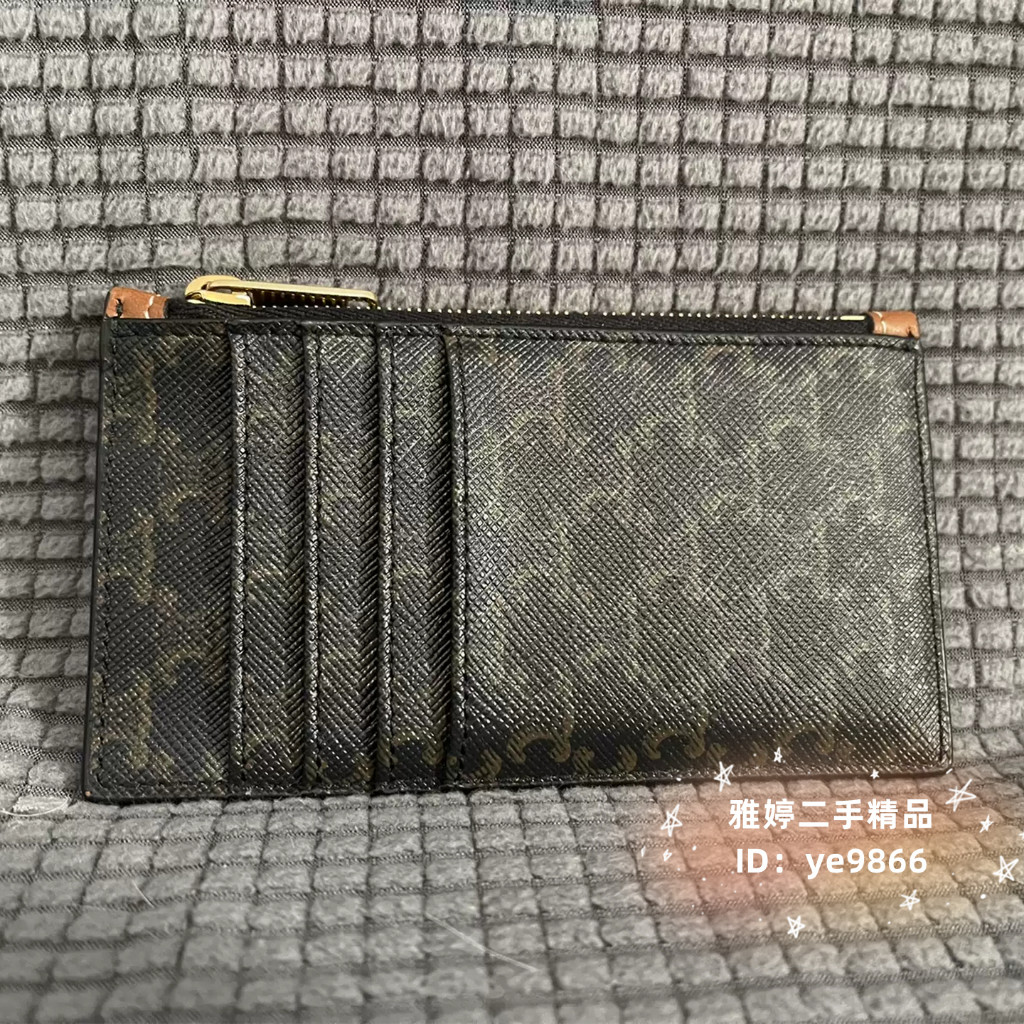 กระเป๋าสตางค์ CELINE มือสอง พร้อมซิป