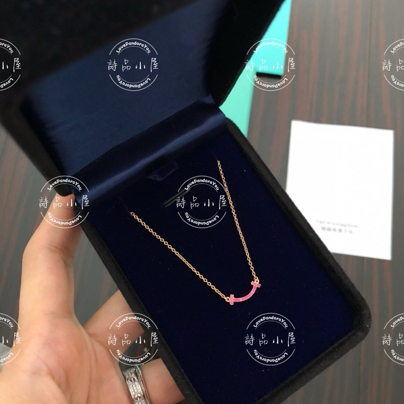 สร้อยคอมินิสไมล์สีชมพู ทำจากเงิน sterling จำกัดจำนวน cd3