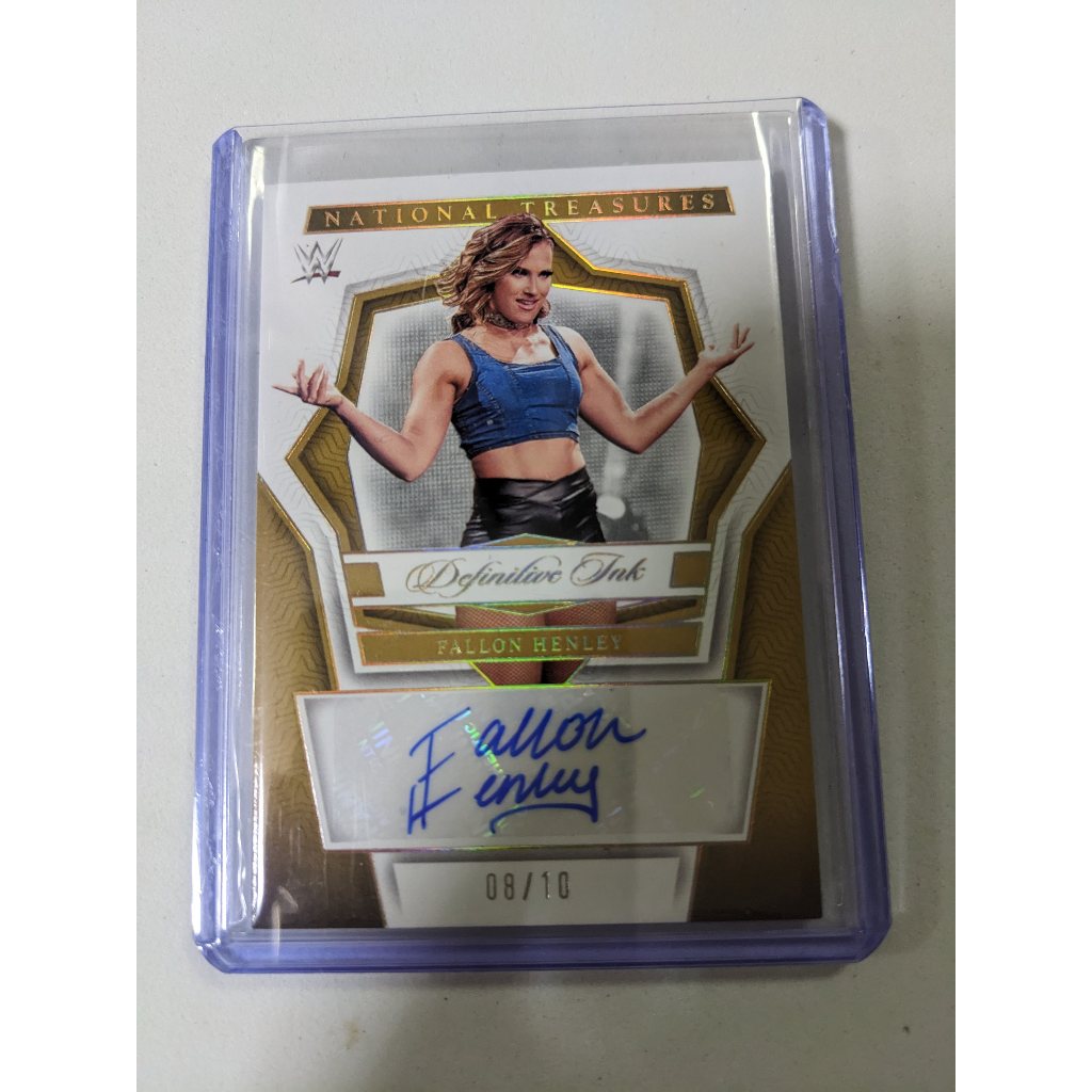 Panini National Treasures WWE Fallon Henley Auto /10 Gold Definitive Ink