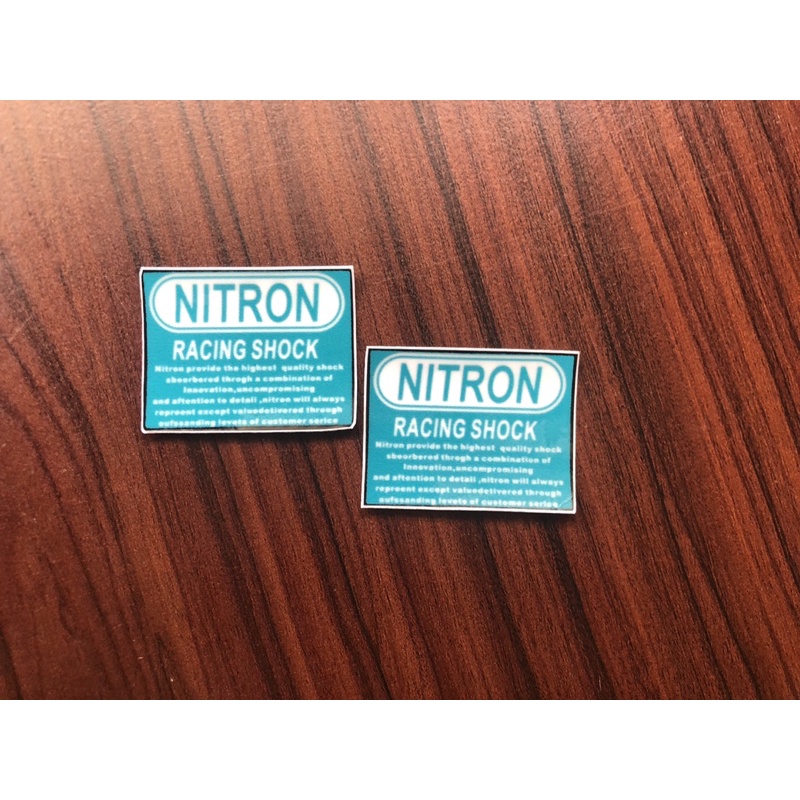 รูปลอก Nitron Forks คู่ใน
