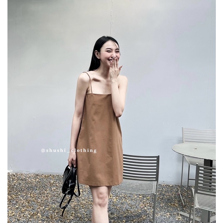 Shu SHI - เดรสลินินสั้นสีน้ําตาล (รูปถ่ายเดิม)