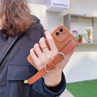 เคสโทรศัพท์มือถือ ลายการ์ตูน สีน้ําตาล พร้อมสายคล้องมือ สําหรับ iphone 12 pro max 11 pro max 14proamx