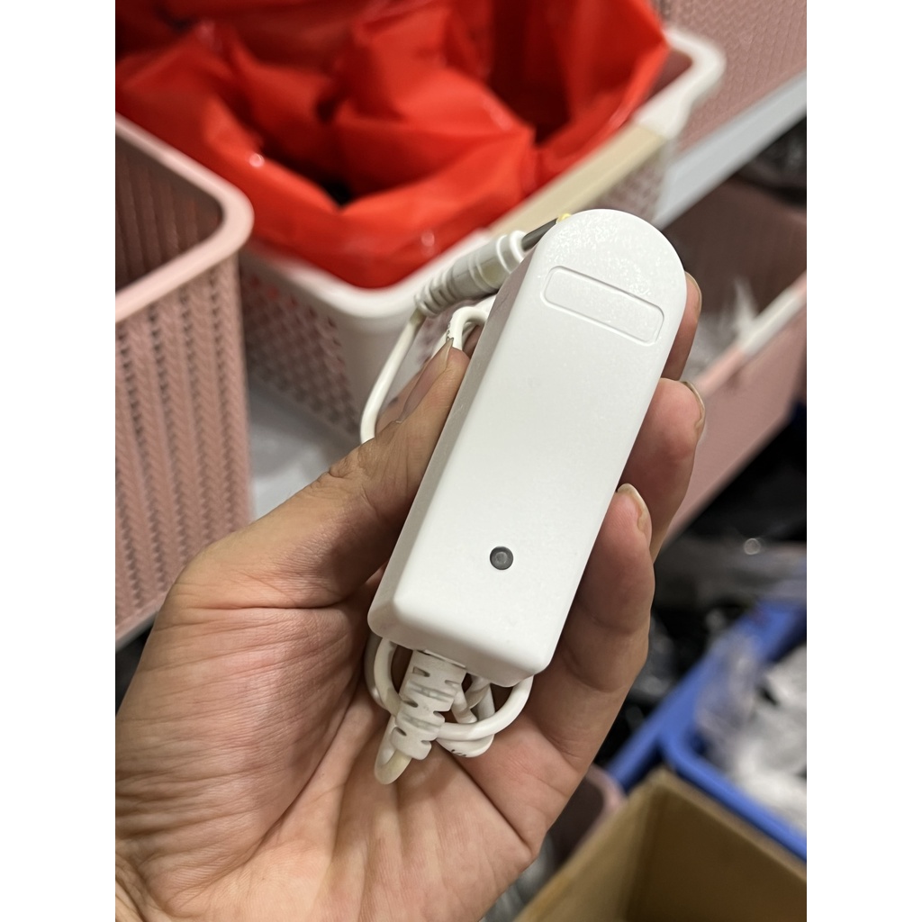 ขาย GOOD TYPE LION 8.4V 500MA BATTERY CHARGER ลวดใน HANOIL