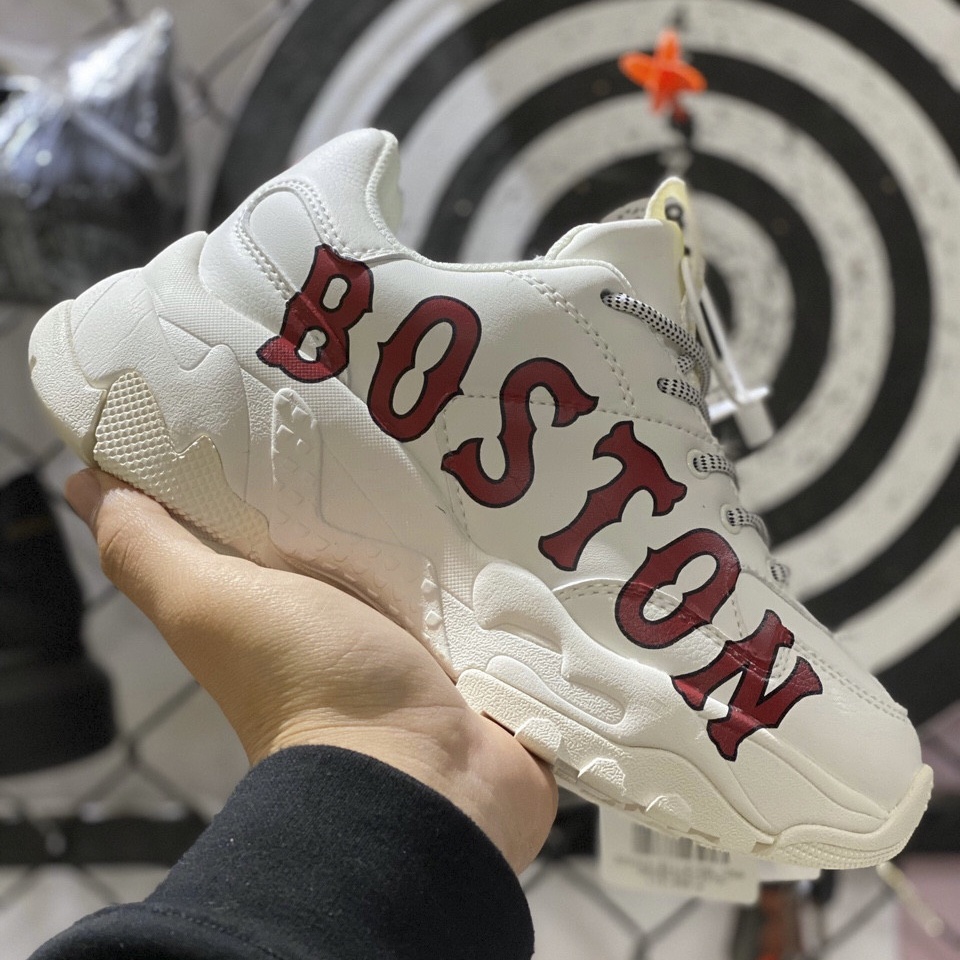 รองเท้าผ้าใบ MLB Big Ball Chunky Boston ตัวอักษรบอสตัน สีขาว สีแดง