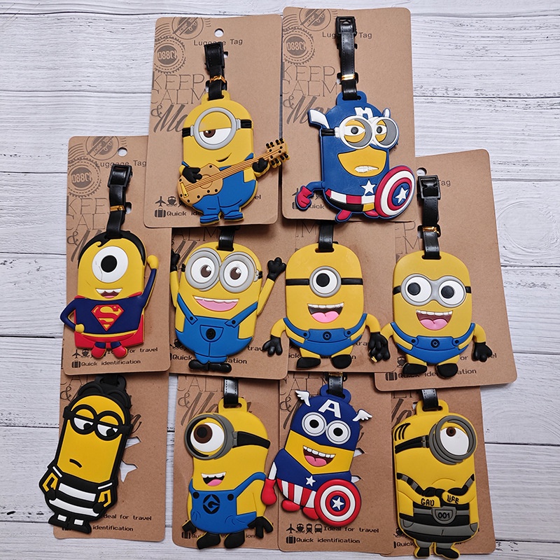 ป้ายแท็กยางนิ่ม รูปการ์ตูนคนตัวเล็กน่ารัก สีเหลือง สําหรับตกแต่งกระเป๋าเดินทาง