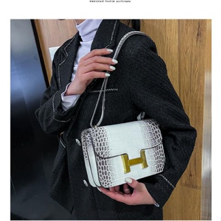 Hermes ใหม่ กระเป๋าสะพายไหล่ ทรงสี่เหลี่ยม ลายหนังจระเข้ คุณภาพสูง 2023