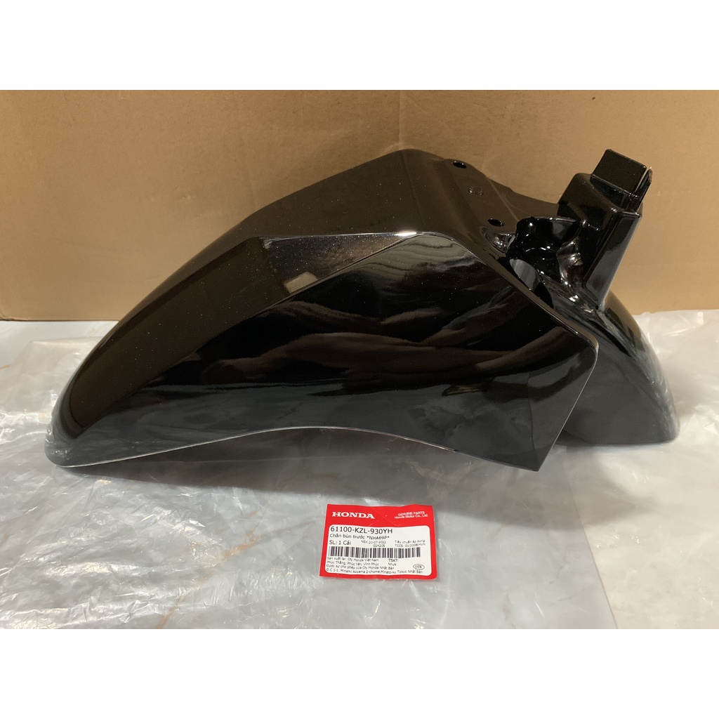 บังโคลนหน้า A | บังโคลนหน้า Honda Black Vision แท้ (2011-2013) (61100-KZL-930YH)