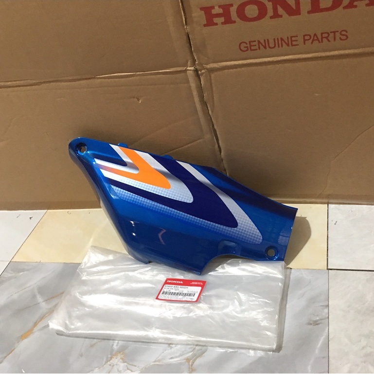 ท้ายขวา Wave Alpha รุ่นเก่า (2002) สี Turquoise *PB-305* แท้ Honda (83400-KRS-900ZH)