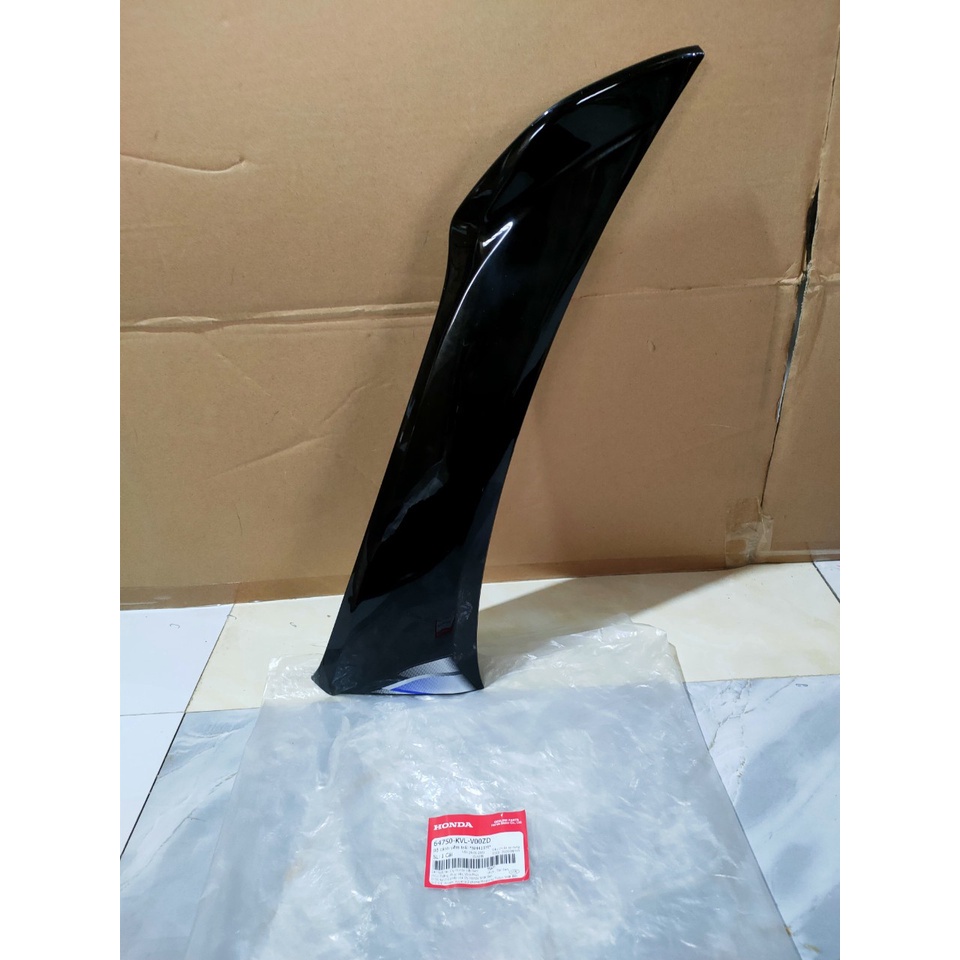 แฟริ่งซ้าย | แฟริ่ง Future NEO (2006) สีเงินและสีดํา *NH-411M* (64750-KVL-V00ZD)