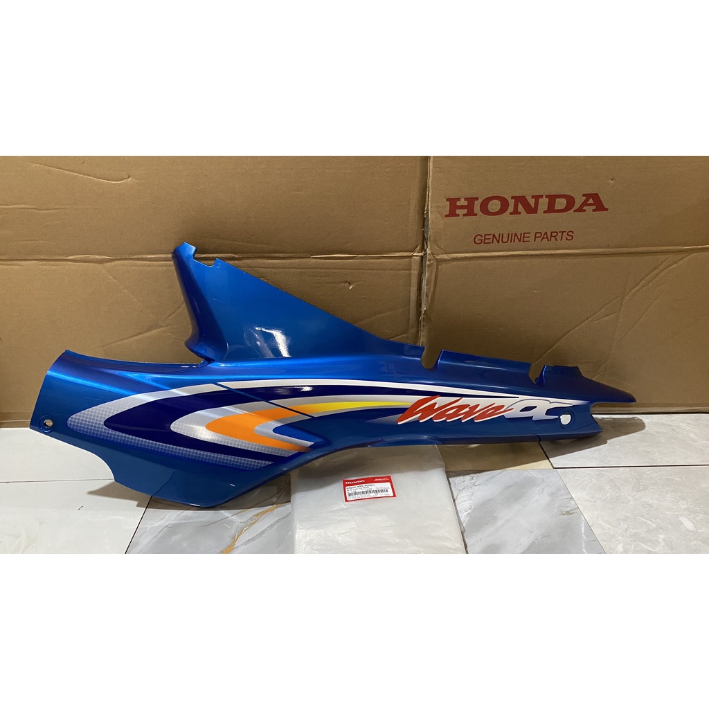 ชุดกระโปรงข้างซ้าย | แผงตัวถัง Wave Alpha รุ่นเก่า (2002) ใน Turquoise PB-305 (64650-KRS-900ZH)