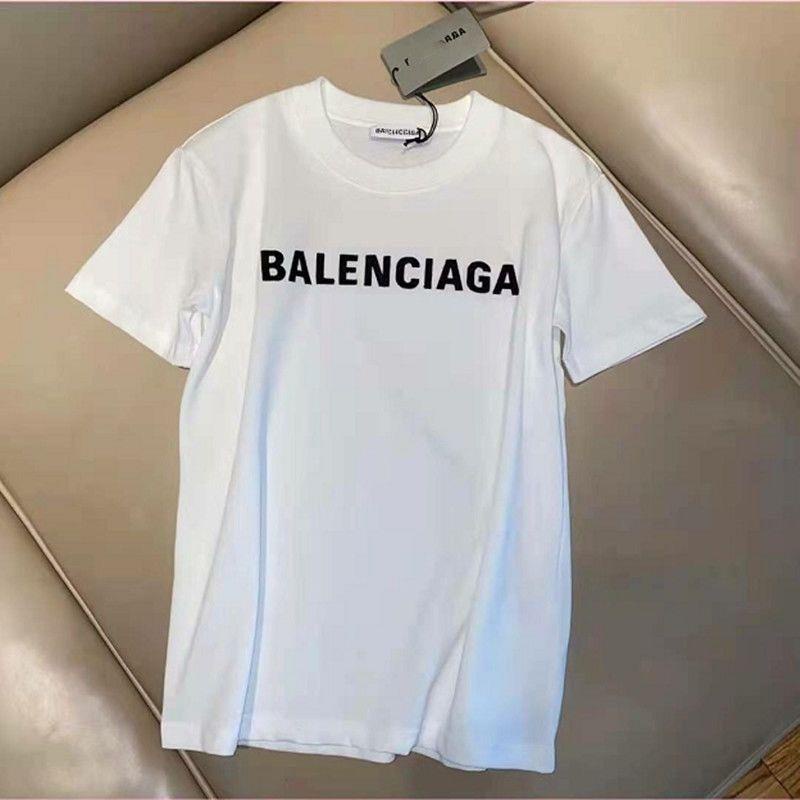 [ขายดี] Balenciaga เสื้อยืดคอกลม แขนสั้น ผ้าฝ้ายแท้ พิมพ์ลายตัวอักษร ทรงหลวม แฟชั่นฤดูร้อน สําหรับผู้ชาย และผู้หญิง