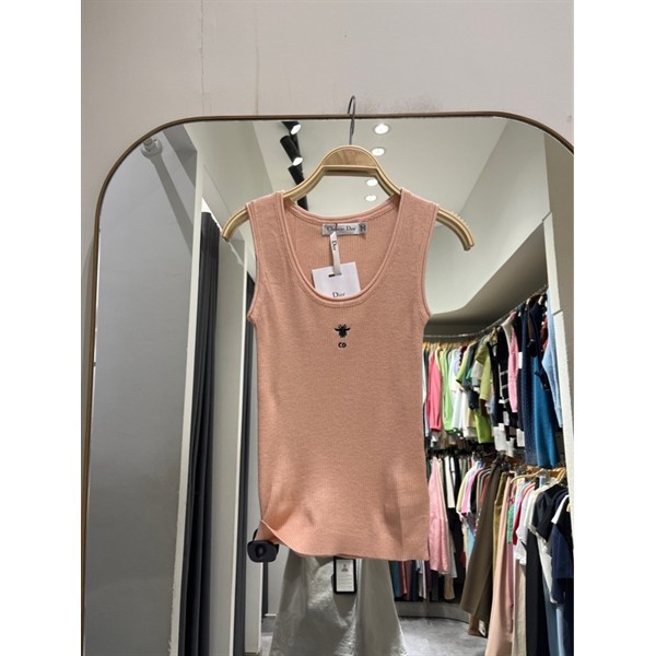 เสื้อกล้าม ของ หรือ 8558