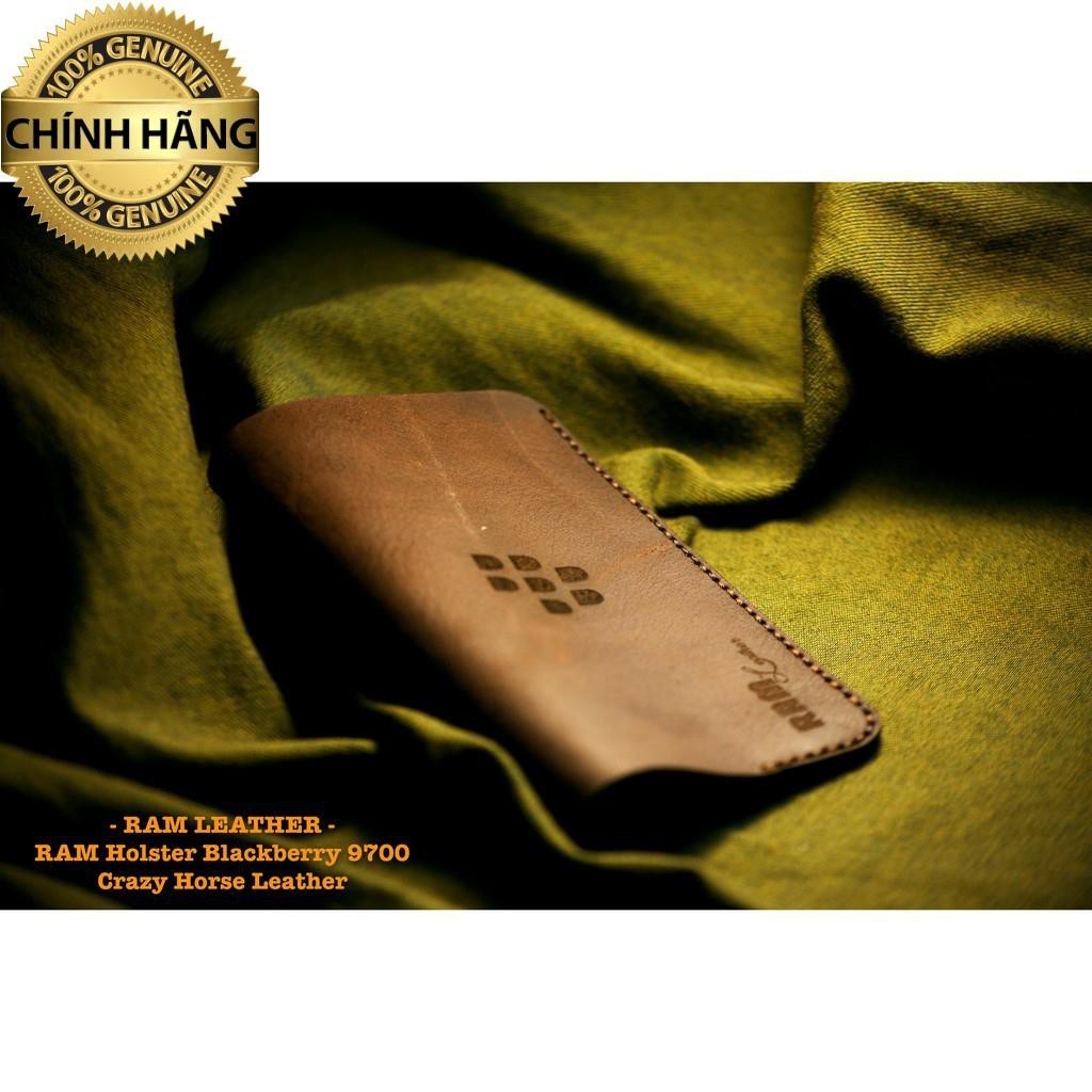 เคสหนังแว็กซ์ม้าหรูหรา BB 9700