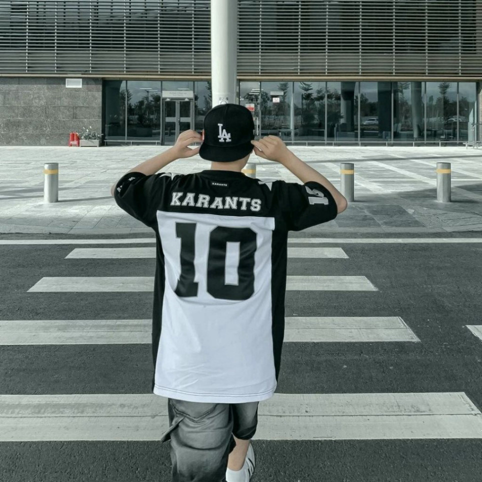 Karants Local Brand Hot Trend Form Oversize Football T-shirt - Premium 100% Cotton Local Brand Trend