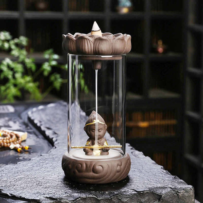 Qitian Dasheng Wukong กระถางธูปแบบกลับหัว - กระถางธูปไม้กฤษณาไม้จันทน์ในครัวเรือน