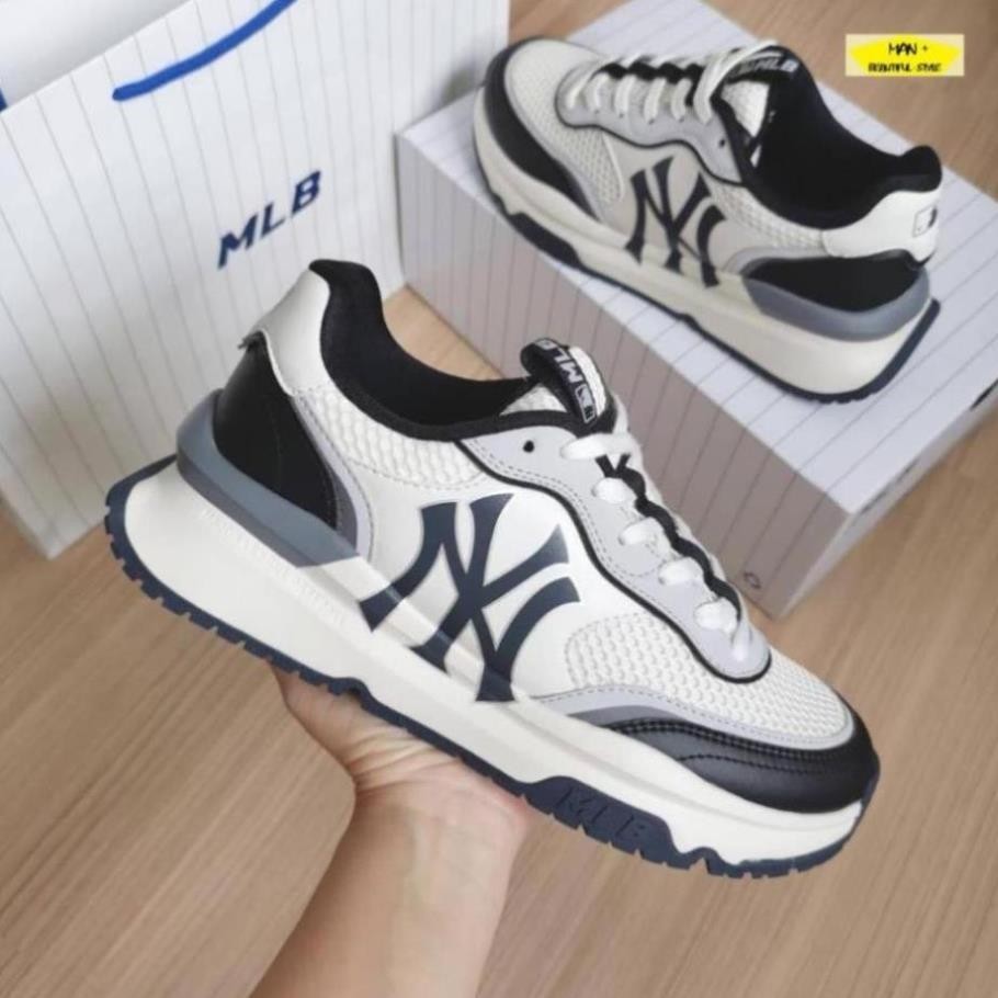 Mlb Chunky Runner New York Yankees Black Shoes, MLB Liner Mid Sneaker White NY Black, New 2023 รองเท