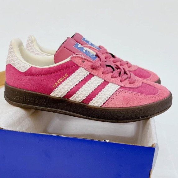 Adidas Samba Suede รองเท้าผ้าใบสีชมพูสําหรับผู้หญิงเทรนด์สุดฮอตปี 2024