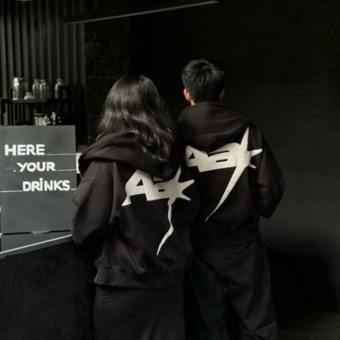 Aastu Zip Hoodie ทําจากวัสดุสักหลาดคุณภาพสูง 100%, หมวกทรงหลวมพื้นฐานอ่อนเยาว์สําหรับผู้ชายและผู้หญิ