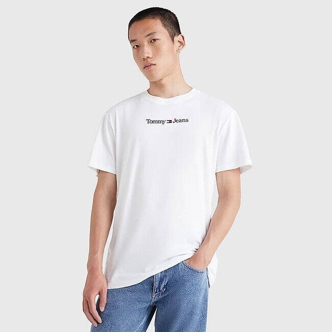 TOMMY HILFIGER - เสื้อยืดแขนสั้นผู้ชาย Tjm Classic Linear Logo Tee DM0DM14984YBR