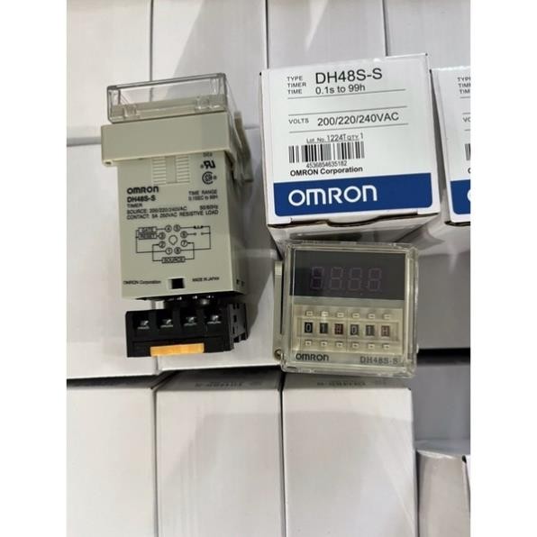 (Omron) รีเลย์เวลา Omron DH48S-S รวมฐานรวมถึง DH48S-S, DH48S-1Z, DH48S-2Z