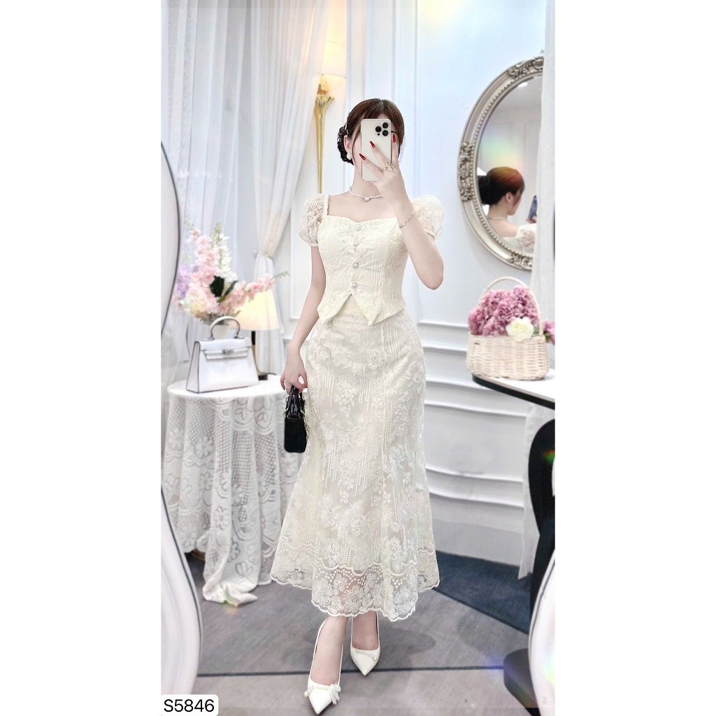 S5846 - ชุดลูกไม้ครีมคอเหลี่ยม หางปลา แขนสั้น - Dolce Viva Collection (DVC/ACC)