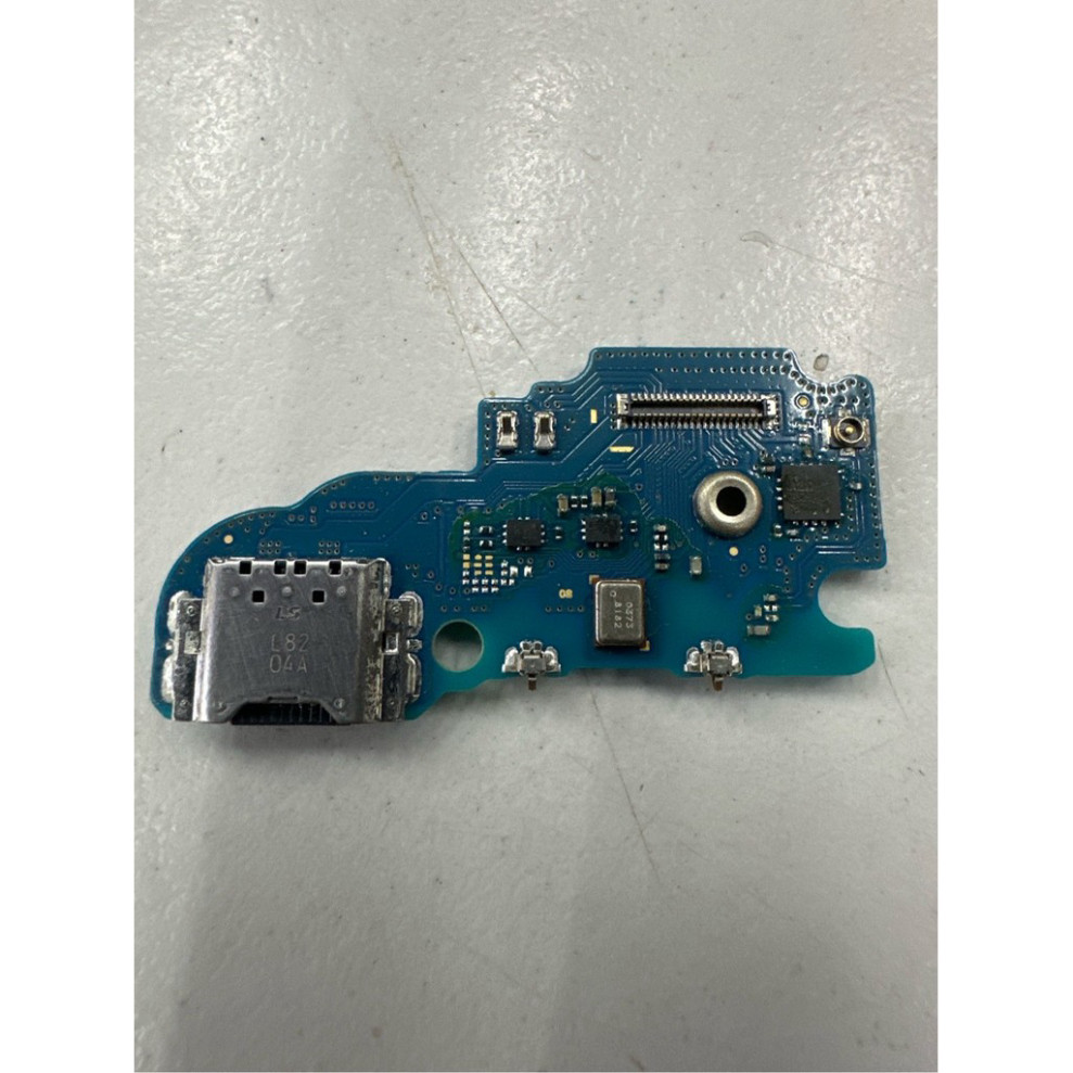 บอร์ดชาร์จ samsung a8s ดั้งเดิม