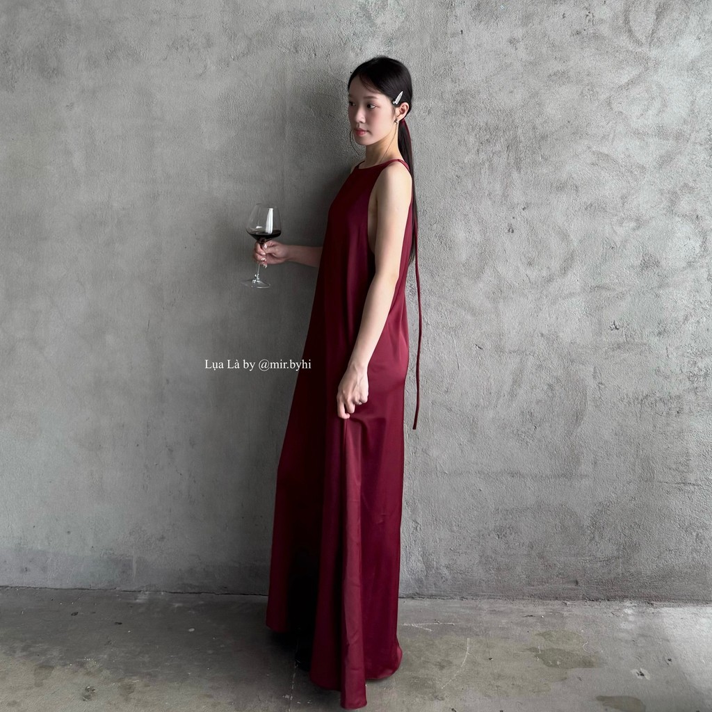 ชุดเดรส SILK IS A | Mir.byhi | เดรสไหมพรมสลิมมีสาย