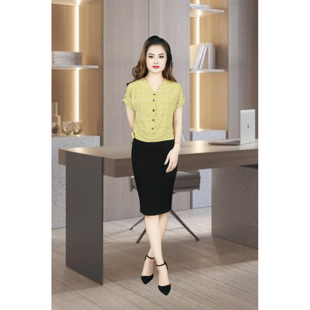 เสื้อปีกค้างคาวพื้นเหลืองและดอกไม้น้อย คอลูกเรือตรง แขนโบว์ ADB1903NIVA2