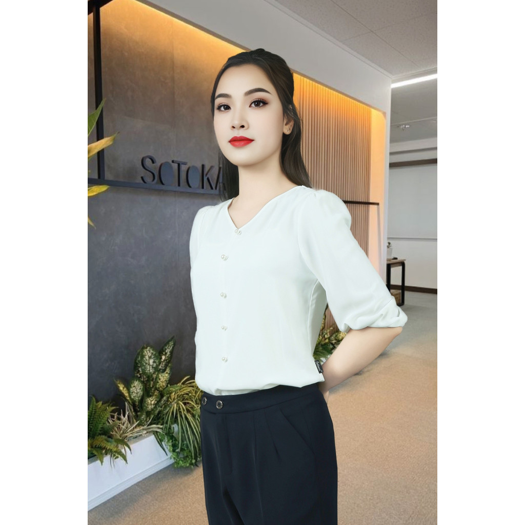 เสื้อเชิ้ตแขนสั้นคอเต่าผ้าไหมสีขาว ADB2331LTR