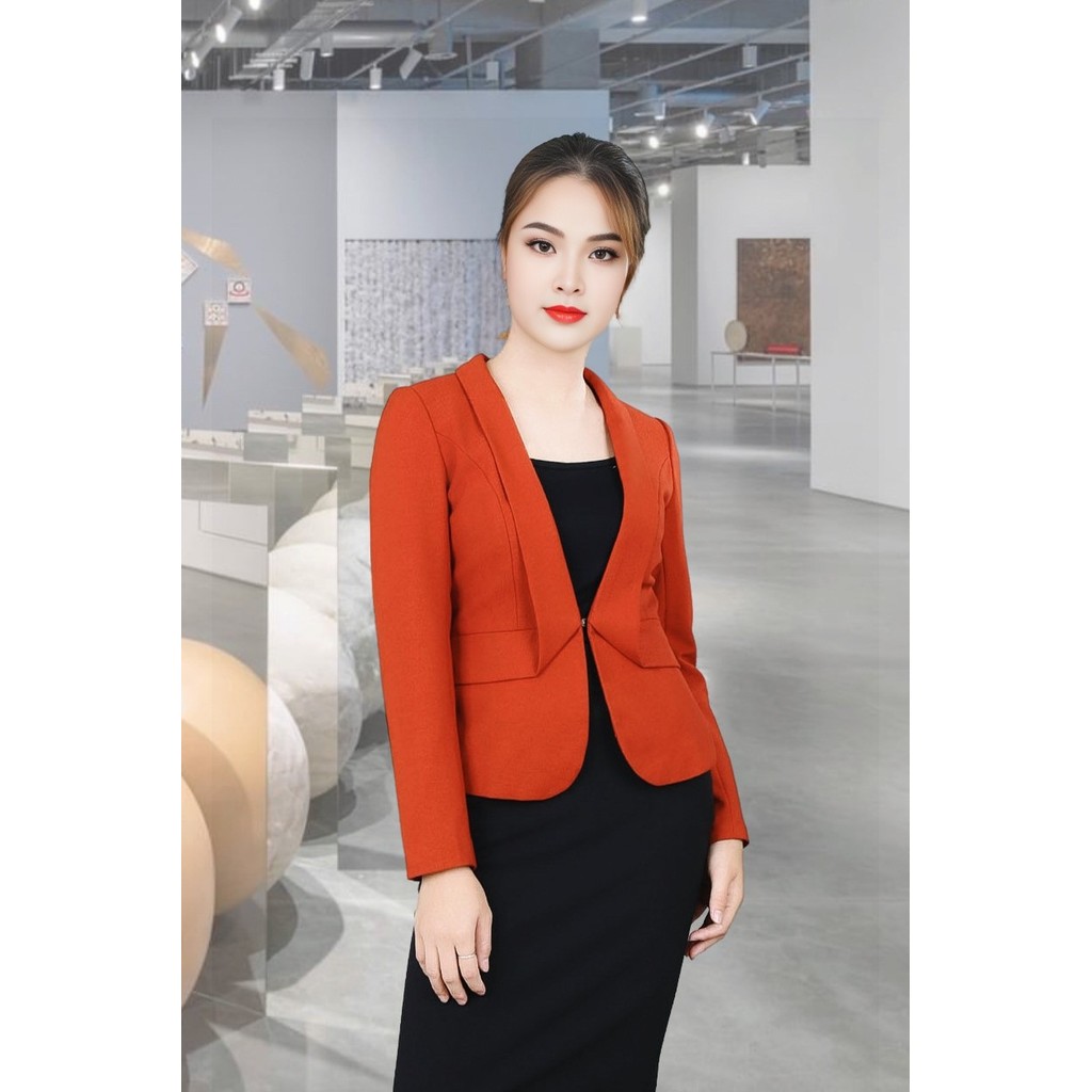 เสื้อกั๊กสีแดงพลัมแขนยาวคอปกมีเข็มกลัด AVB06DM