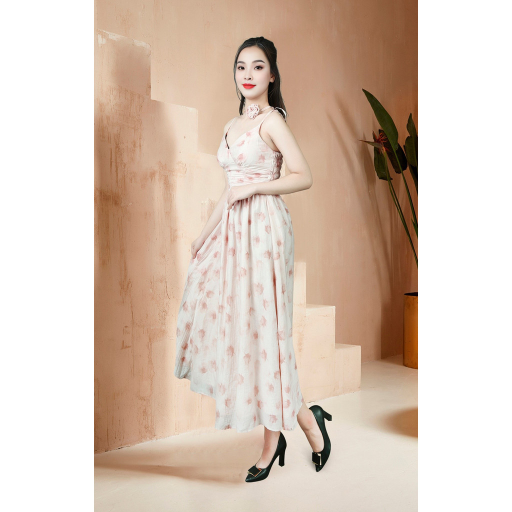 แม็กซี่เดรสยาว 2 สาย โบว์ผ้าไหมกุหลาบและคอปกดอกไม้ D3012HO