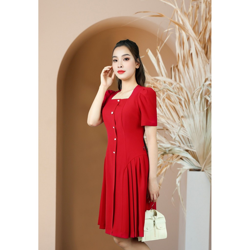 เดรส 2 ชั้น แขนสวมสีแดง คอ ยู ไหล่พอง ขาจีบทั้งสองด้าน ddb083ทํา2