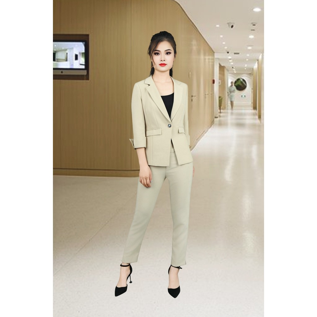 กางเกงทรงสอบหยาบสีน้ําตาลอ่อนขอบเอว 6ซม. กระดุม 2 เม็ด กระเป๋าผ่า คิวแอล234nn