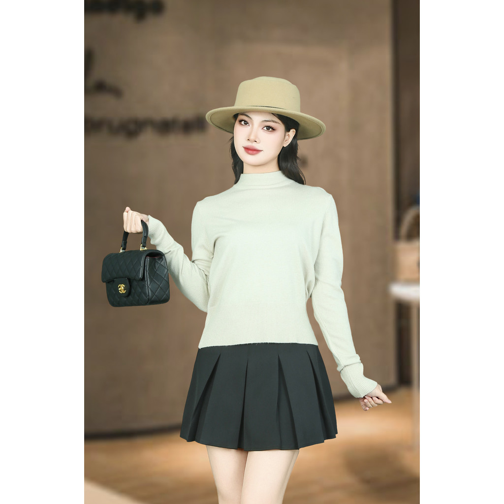 เสื้อสเวตเตอร์สีพื้นสีเทาอ่อนคอปกและชายเสื้อ 3F AL8157GN