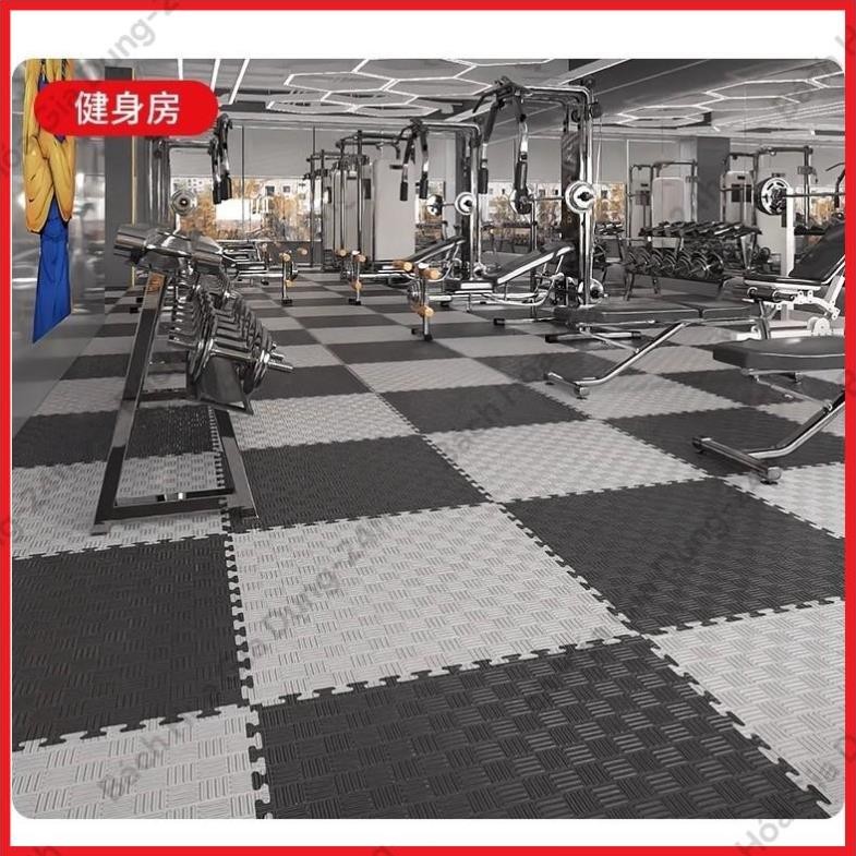 พรมโฟมสีดําทําเครื่องหมาย 1m x 1m (รวมขอบ) 2cm หนา 2.3cm และ 3cm. แผ่นโฟมปูพื้นสวนสนุกและก่อนวัยเรีย