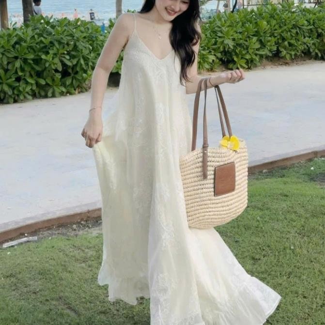 ชุดเดรสผู้หญิงสุดหรูชุดเดรสผ้าไหมลายดอกไม้คอวีมีสายรัดหางปลายาว2เส้น N142(Z4)