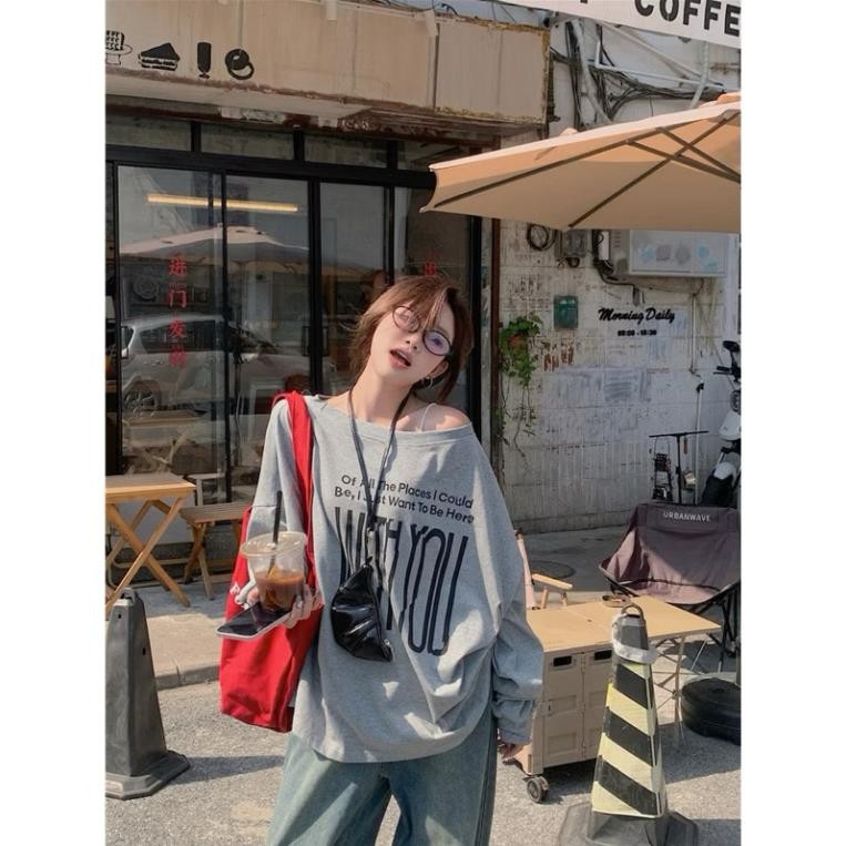 เสื้อสเวตเตอร์ผ้าสักหลาดปิดไหล่ RED TAT HOODIE ลายพิมพ์หรูหราในทีวี WIN99