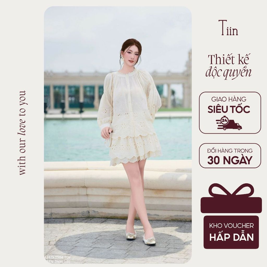 TINSTORE เสื้อเบลาส์ผู้หญิงดีไซน์คอรถไฟ แต่งลูกไม้ แขนยางยืด กระโปรงเอวยางยืดบานเรียบหรู AHD.2504.10