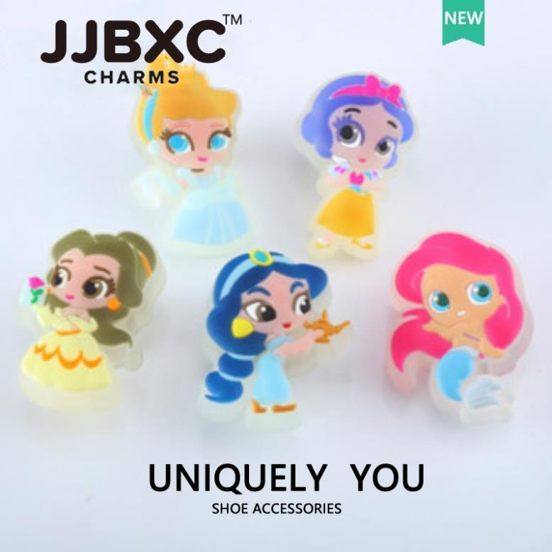 TRI Disney Bach Tuyet Decorative Charm - Disney Bach Tuyet