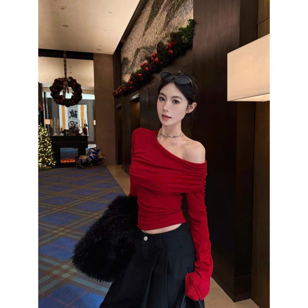 NIVRA เสื้อยืดเปิดไหล่แขนยาวเข้ารูปเซ็กซี่จับง่ายผ้าฝ้ายนุ่มและเย็น - NA351