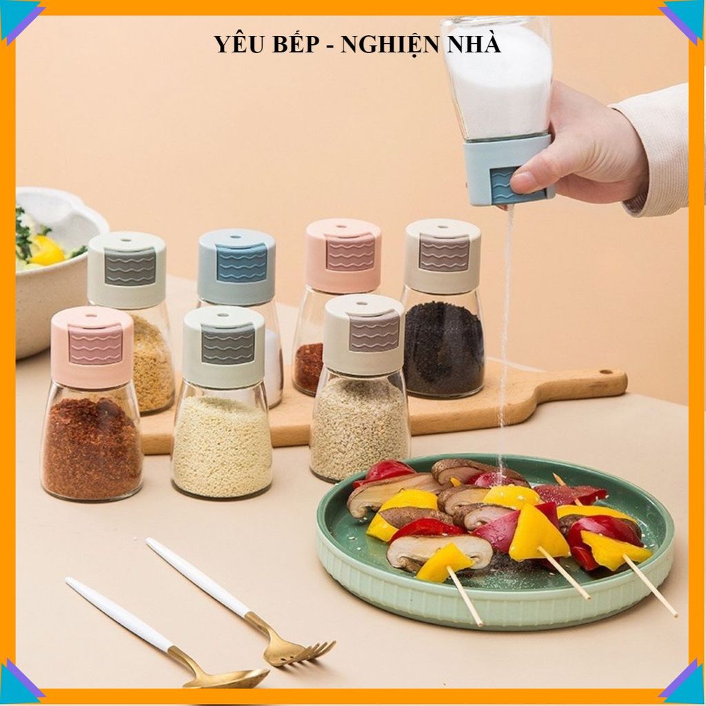 (4 JARS) GLASS SPICE JARS, KITCHEN SPICE JARS, MOISTURE-PROOF SPICE PRESERVATION, การออกแบบที่ทันสมั