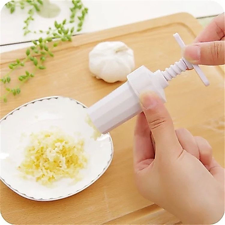 Rotary garlic press, plastic garlic press, small kitchen tool, creative garlic press, simple new pro